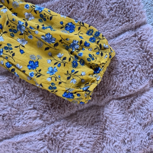 Floral top - M - Picture 2 of 5